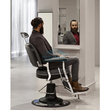 Мужское парикмахерское кресло ZERBINI 1906