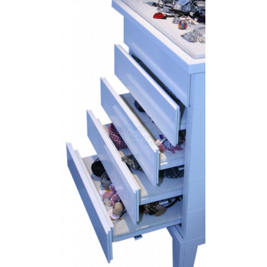 Витрина для бижутерии